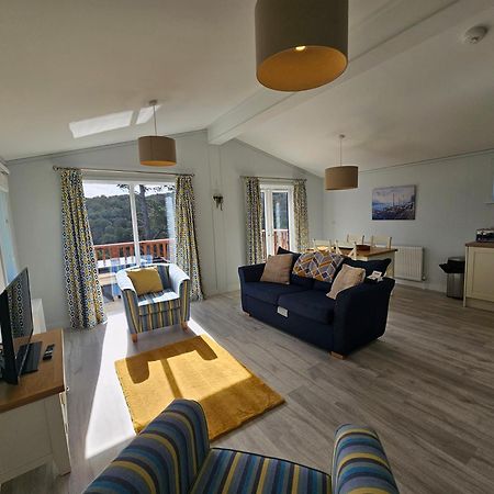 Peacock Lodge - Sleeps 4 - 2 Bedrooms Looe Luaran gambar