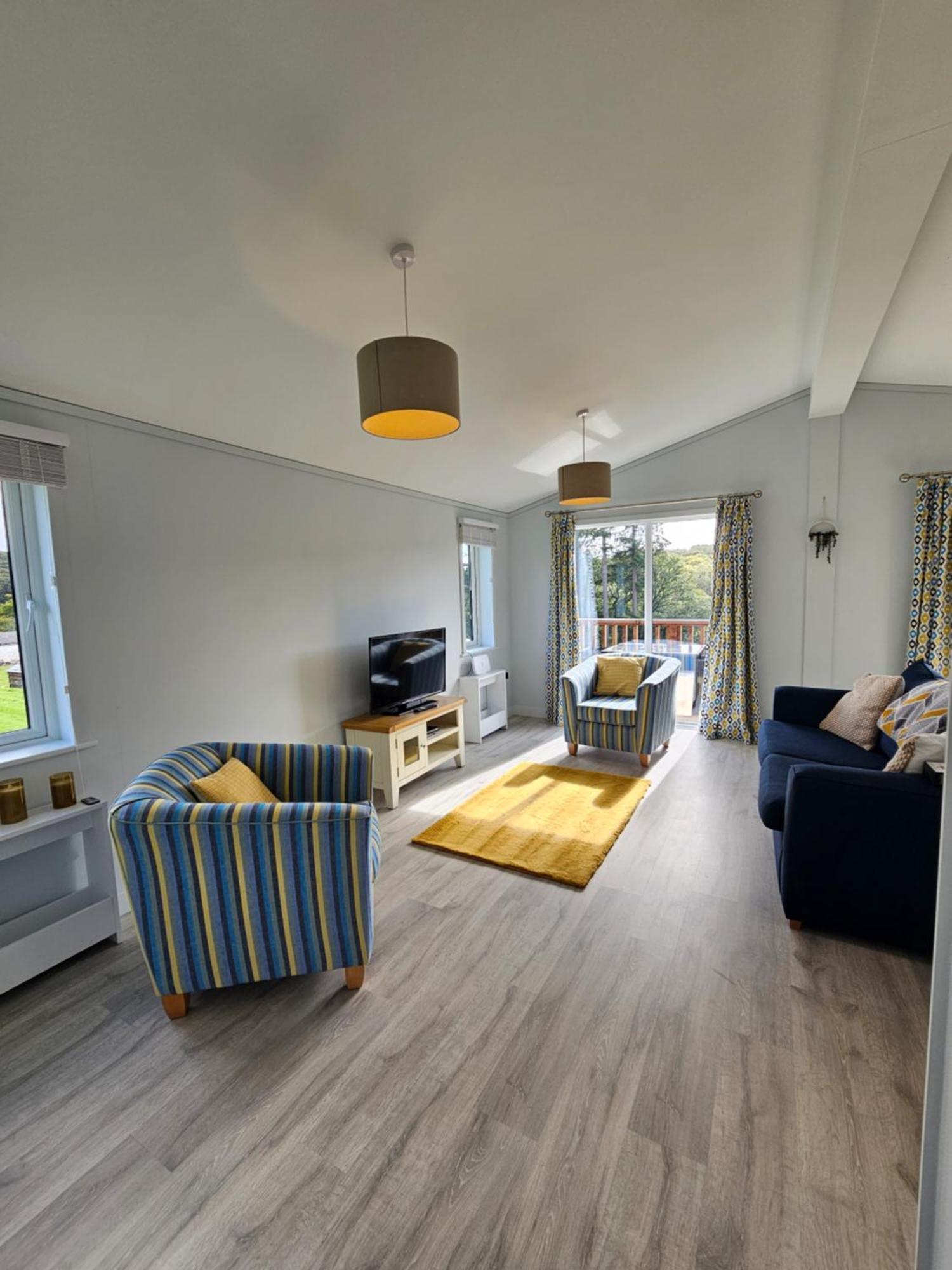 Peacock Lodge - Sleeps 4 - 2 Bedrooms Looe Luaran gambar