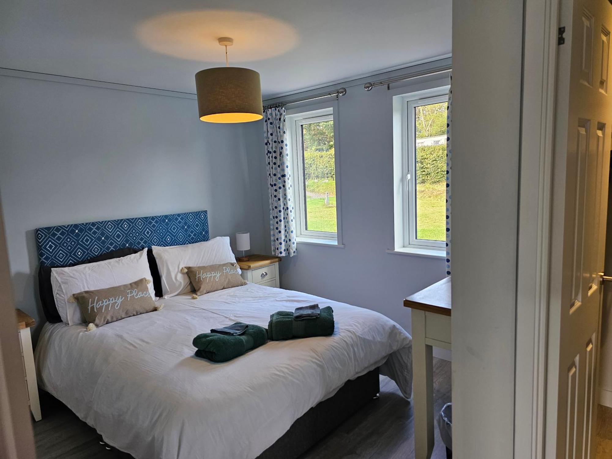 Peacock Lodge - Sleeps 4 - 2 Bedrooms Looe Luaran gambar